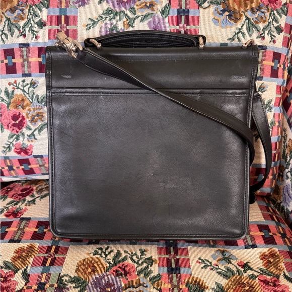 Vintage Coach Black Willis Top Handle Satchel - Picture 4 of 8